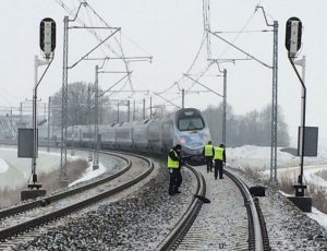 ŚMIERTELNE POTRĄCENIE NA TORACH