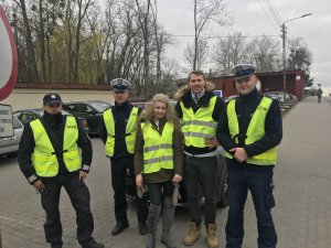 SZTUMSCY POLICJANCI WZIĘLI UDZIAŁ W AKCJI „KAMIZELKI W AUCIE”