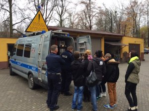 GIMNAZJALIŚCI W JEDNOSTCE POLICJI