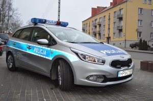 POLICJANCI OTRZYMALI TRZY NOWE RADIOWOZY